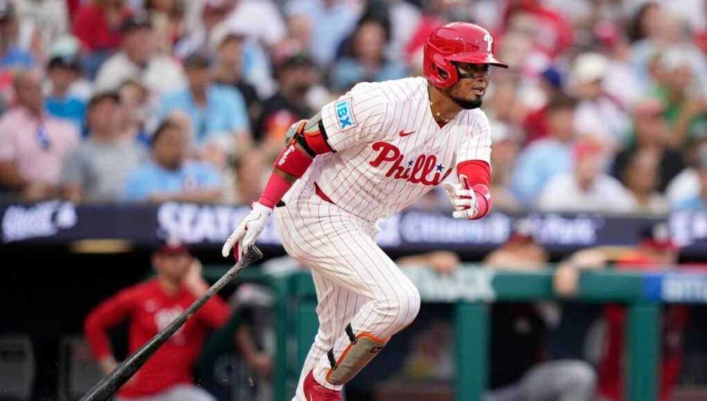 Luis-Arraez28