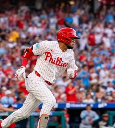 Luis-Arraez36