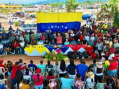 Comunas de Sucre reciben financiamiento para 11 proyectos comunitarios durante despliegue del gobernador Luis Caldera